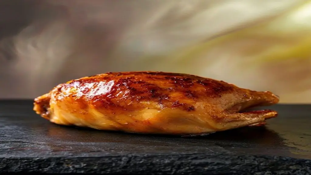 Poulet fermier rôti, doré et croustillant